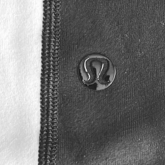 Rare Lululemon Crew Neck Pullover - Picture 5 of 5